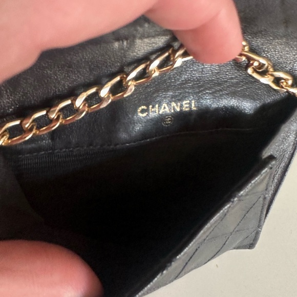 Authentic CHANEL Black Quilted Vintage Leather Wallet & Coin Purse on Chain - Picture 3 of 7